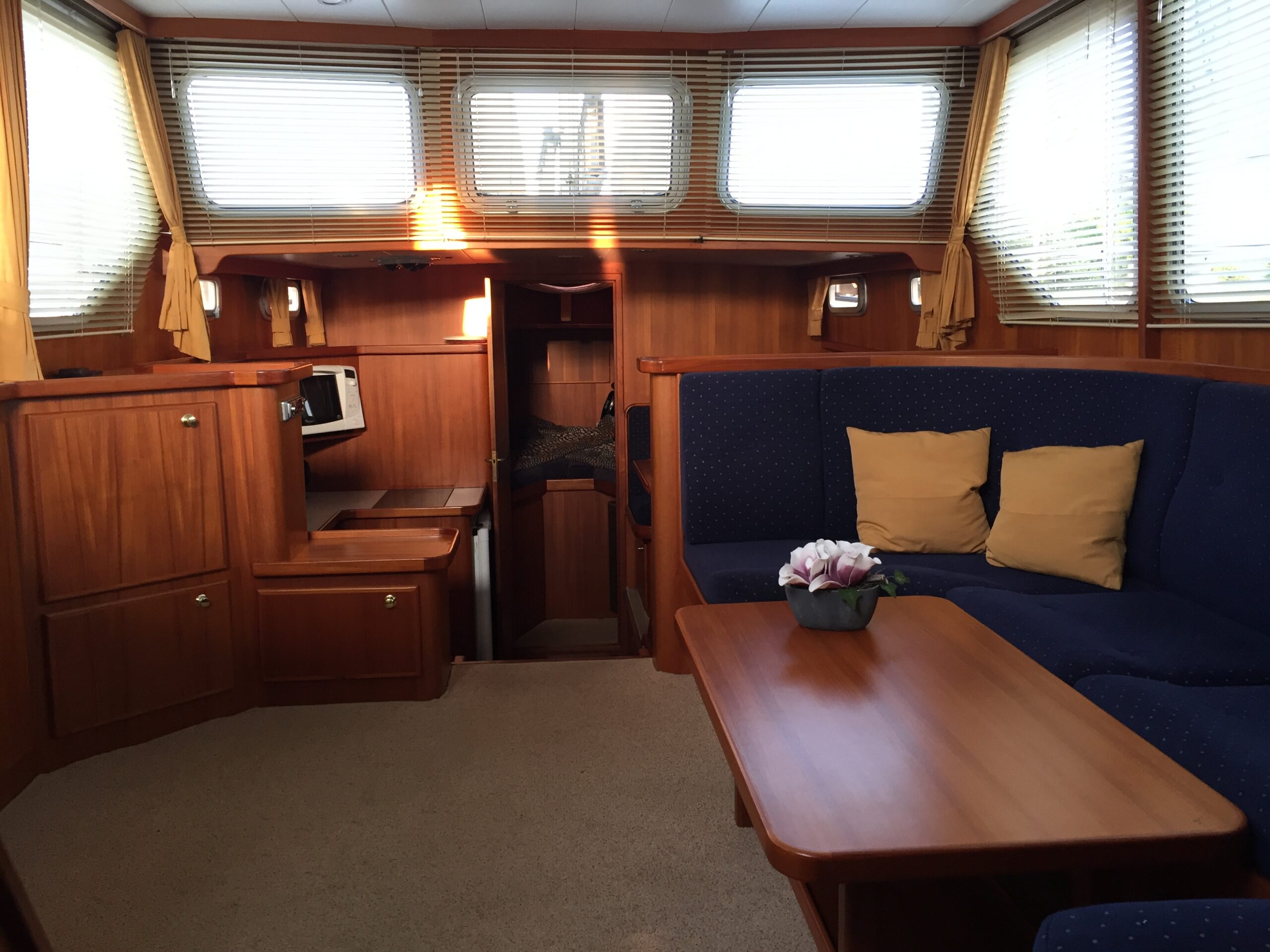 Privateer 37 Ak (10)