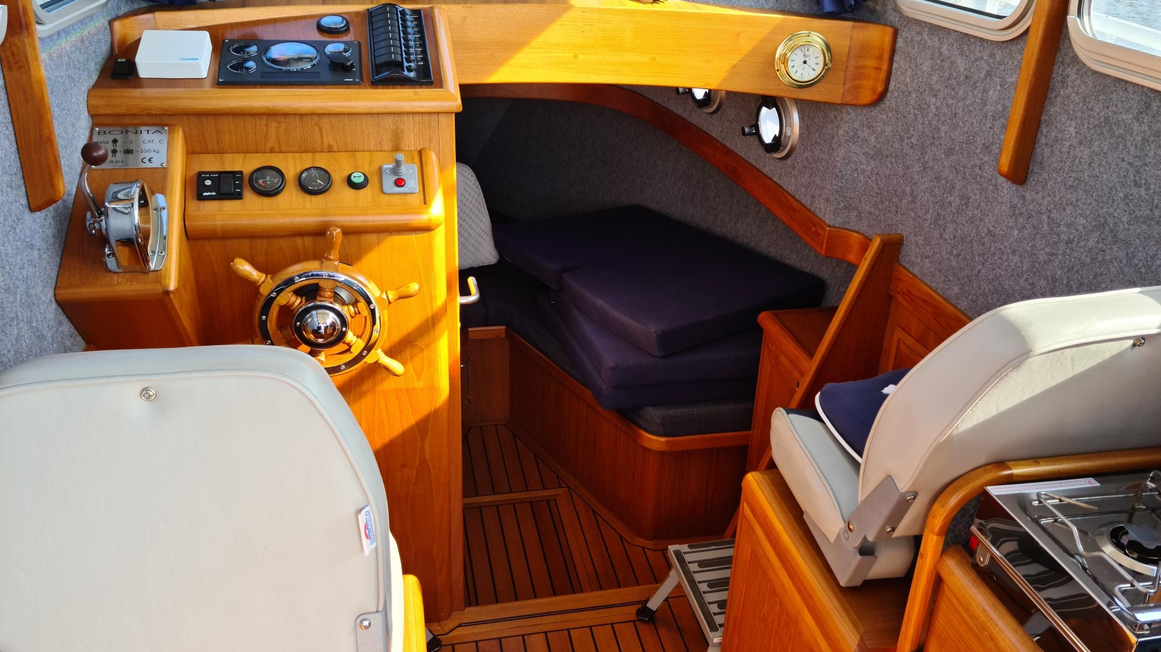 Trawler (22)