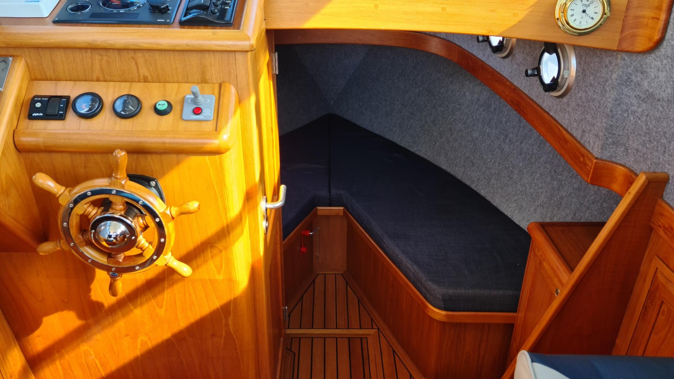 Trawler Mini (27)