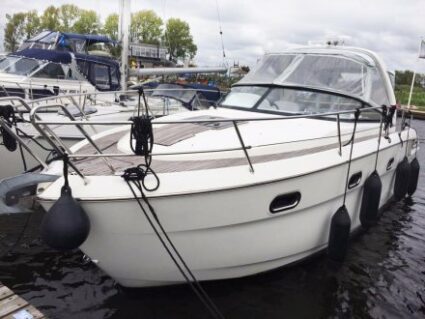 Bavaria 28